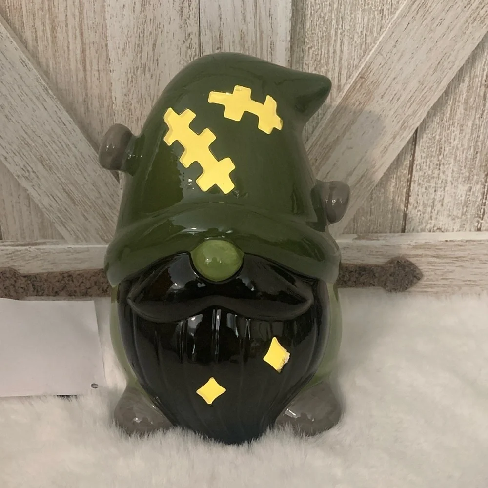 Target BP 2023 Halloween Light Up Gnome